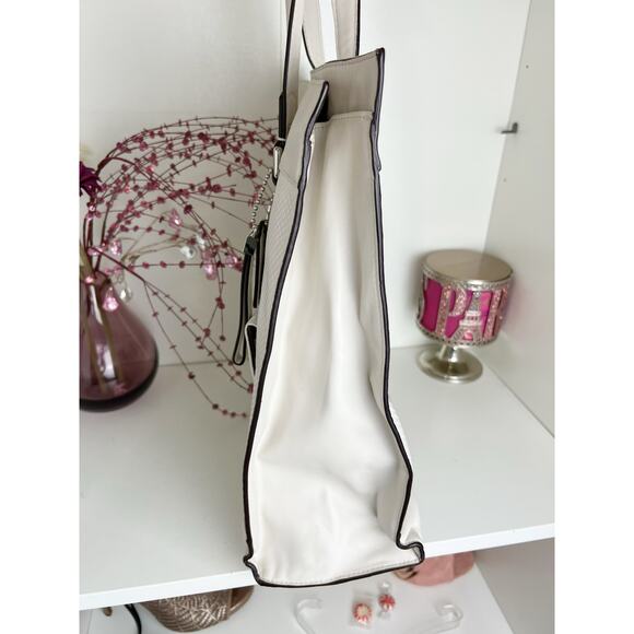 Coach Charlie Embossed Python Leather Large Tote Bag F28723 Limited Edition - Picture 13 of 16